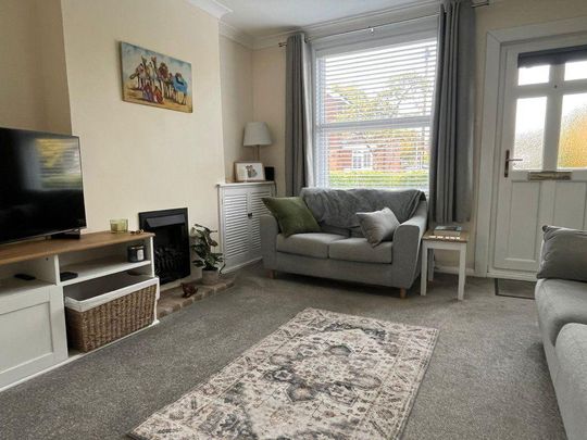 2 bedroom terraced house to rent - Photo 1