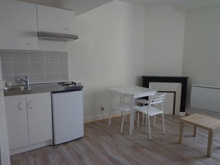 Location Appartement 1 pièce 18m² JARGEAU 45150 - Photo 4