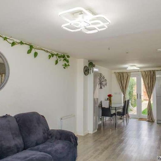 Over Court Gardens, Patchway, Bristol, United Kingdom, BS34 - Photo 1