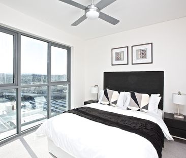 1 BEDROOM + CAR - Photo 4