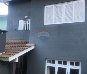 Casa Espaçosa e Prática em Condomínio Completo - Photo 6