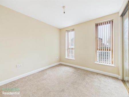 Apt 2, 5 Lord Street, Belfast, BT5 4QG - Photo 2