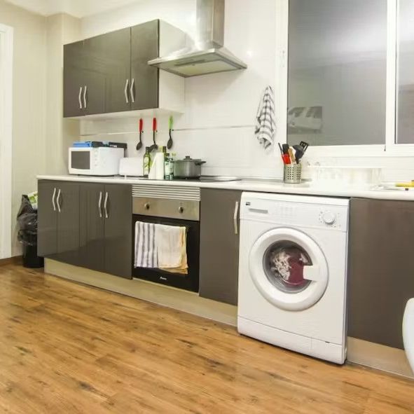 Carrer de les Garrigues, Valencia, Valencian Community 46001 - Photo 1