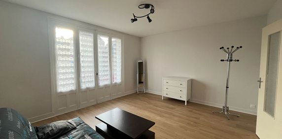 Location Appartement 2 pièces 37m² - Photo 2