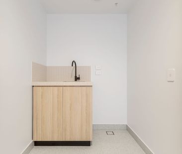 2 Bedroom With Home Office - Photo 4