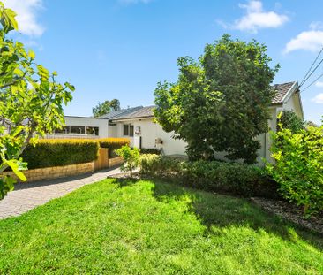 130 Atherton Street, Downer ACT 2602 - House For Rent | Domain - Photo 3