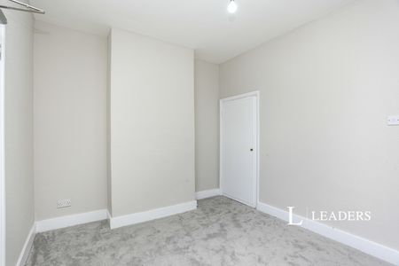 2 bedroom house to rent Beckenham Lane, Bromley, BR2 - Photo 2