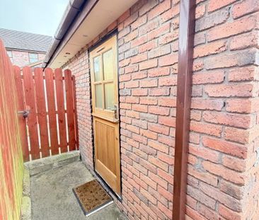 9a Lynda Farm, BT370AX, Newtownabbey - Photo 2