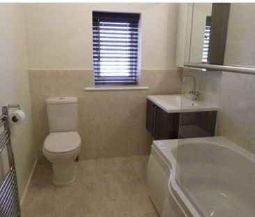 1 bedroom mews to rent - Photo 4