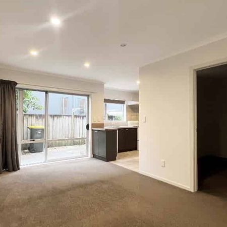 Ideal Location & Larger than Life!! - Photo 3