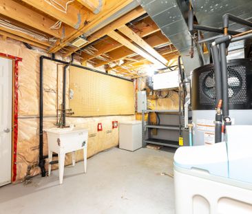 For Lease - 7 Graham Crescent, Orangeville, Ontario - Photo 3