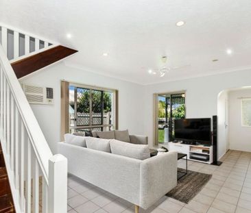 Spacious and Modern Living in Kirwan - 2/50 Fielding Way - Photo 2