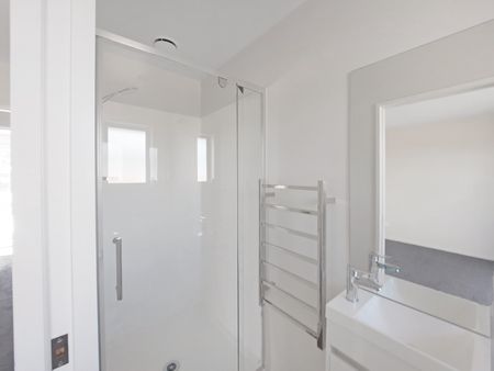 Three Bedroom New Build in Rolleston - Photo 2