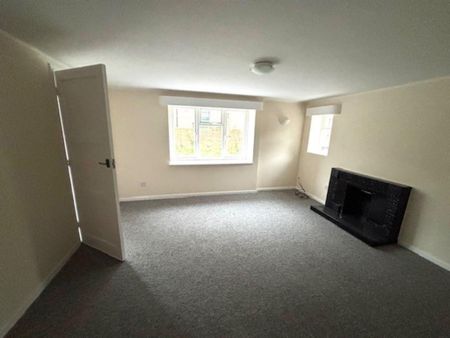 3 bedroom detached house to rent - Photo 2