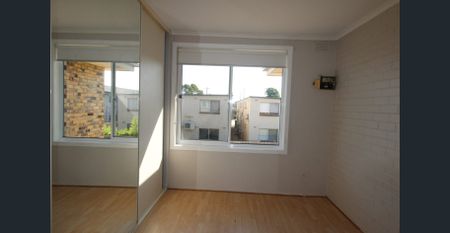 Comfortable two bedroom apartment - Photo 3