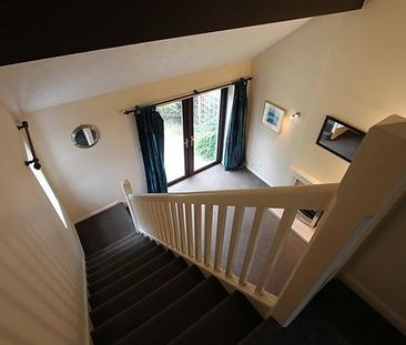 2 bedroom terraced house to rent - Photo 3