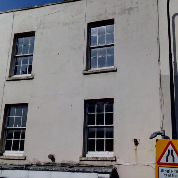 2 bedroom maisonette to rent - Photo 1