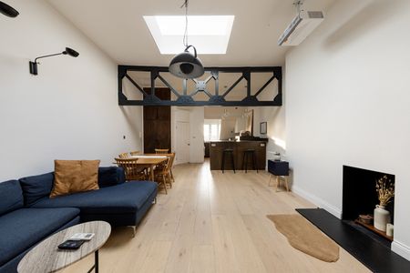 2 Bed Maisonette, North End Road, SW6 - Photo 3