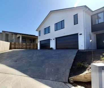 4 Bedroom Rototuna - Photo 2