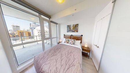 Richmond Street West - Photo 5