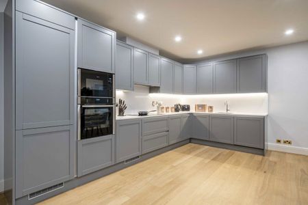 Woods Mews, Mayfair, W1K - Photo 5