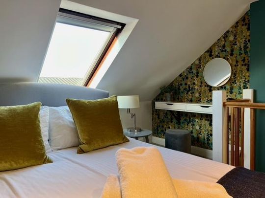 2 bedroom terraced house to rent - Photo 1