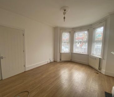 Room in a Shared House, Waddon Park Avenue, CR0 - Photo 6