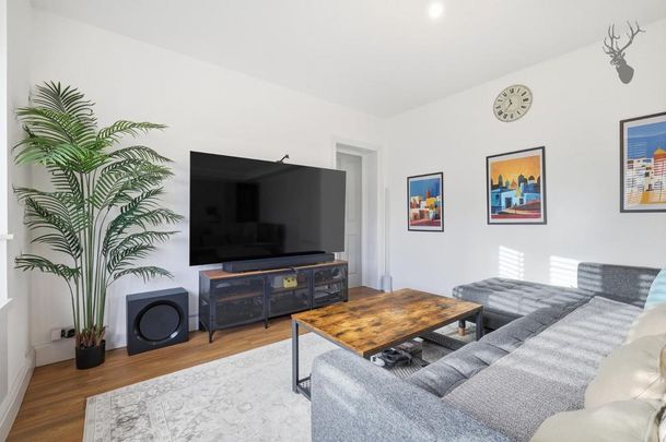 4 bedroom house to rent - Photo 1