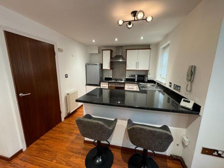 1 bedroom semi-detached house to rent - Photo 5