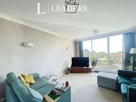 West Cliff Road, Bournemouth, BH4 - Photo 4