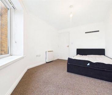 3 bedroom apartment to rent - Photo 4