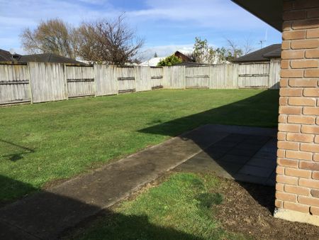 Settle in before Christmas - Photo 3