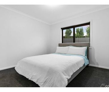 Near New 4 Bedroom Home In Court Location - Photo 6