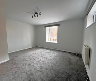 Moormede Crescent, Staines, Surrey, TW18 - Photo 6