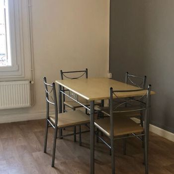 Appartement 2 pièces 24m2 REIMS 405 euros - Photo 1