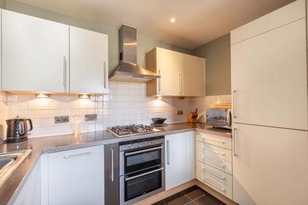 2 bedroom apartment to rent - Photo 5