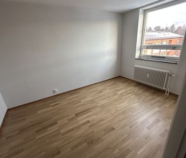 Härjedalsgatan, Vällingby - Photo 1