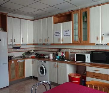 Calle Núñez de Balboa, Getafe, Community of Madrid 28902 - Photo 1