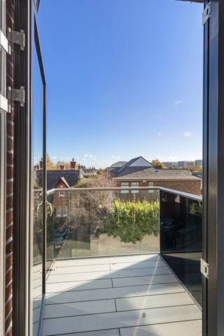 Apartment 27, 143 Merrion Road, Herbert Avenue, Dublin 4, D04 E8R9 - Photo 2
