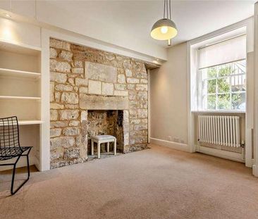 Basement Flat, Daniel Street, Bath, BA2 - Photo 1