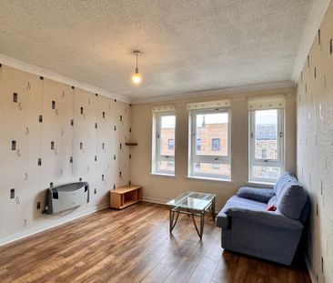 2 Bed Flat, Abercromby Drive, G40 - Photo 2