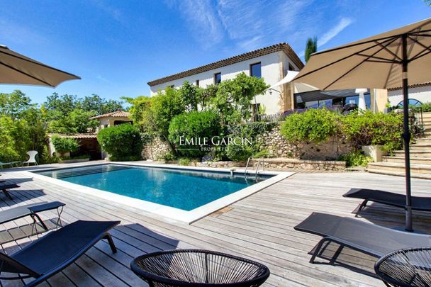 Villa à louer à Aix-en-Provence avec vue sur la campagne - Photo 1