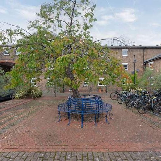 Salisbury Place, Sw, Oval, SW9 - Photo 1