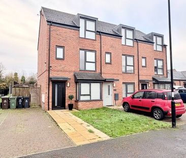 Silver Court Gardens, Brownhills, Walsall, WS8 6FB., Property for rent - Photo 5