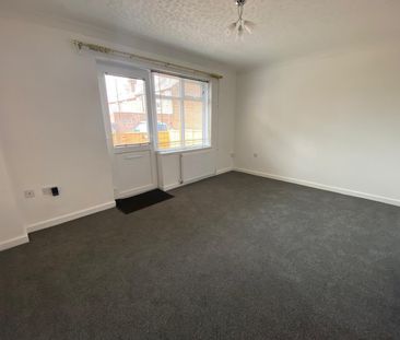 Baxter Avenue, Kidderminster - Photo 1