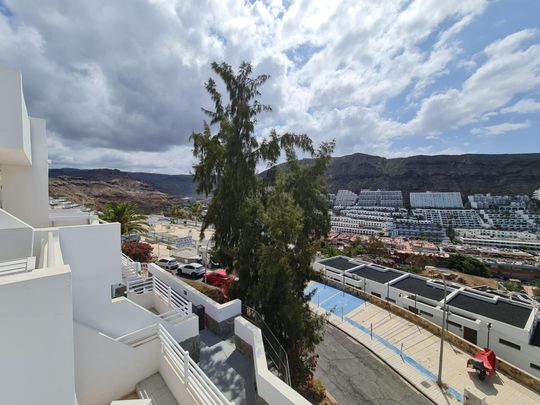 Apartment to rent in Puerto Rico, Gran Canaria with sea view - Photo 1