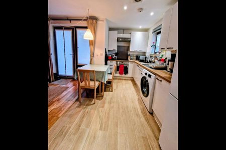 1 Bed Flat, Canary Wharf Area, E14 - Photo 4