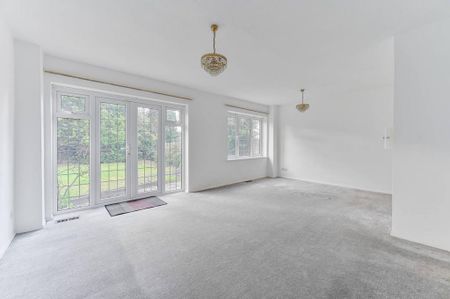 5 bedroom end of terrace house to rent - Photo 3