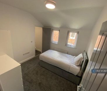 1 bedroom in a house share to rent - Photo 5