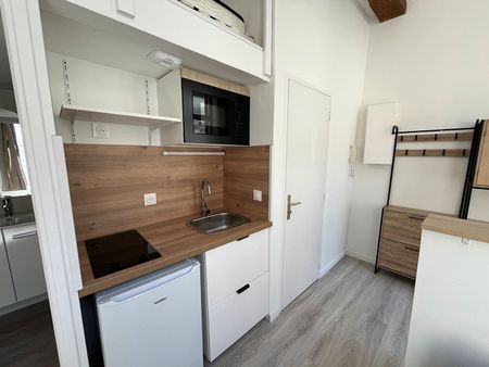 Location Appartement 1 pièce 13m² LILLE 59000 - Photo 3